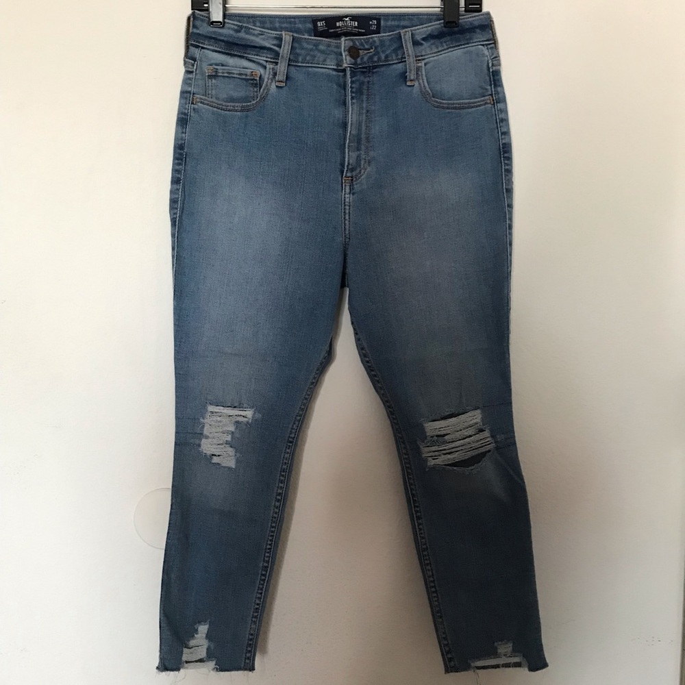 Hollister Light Blue Distressed Cropped Jeans